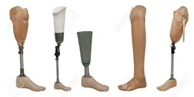 Una amputación, especialmente en cualquier nivel debajo de la rodilla, generalmente no presenta una condición particularmente incapacitante. Con el uso de prótesis modernas y métodos de tratamiento, los amputados por debajo de la rodilla que no tienen problemas médicos complicados pueden hacer la mayoría de las cosas que podrían hacer antes de la amputación.